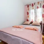 - Sibenik Riviera 7182 Rogoznica (Sibenik-Knin)