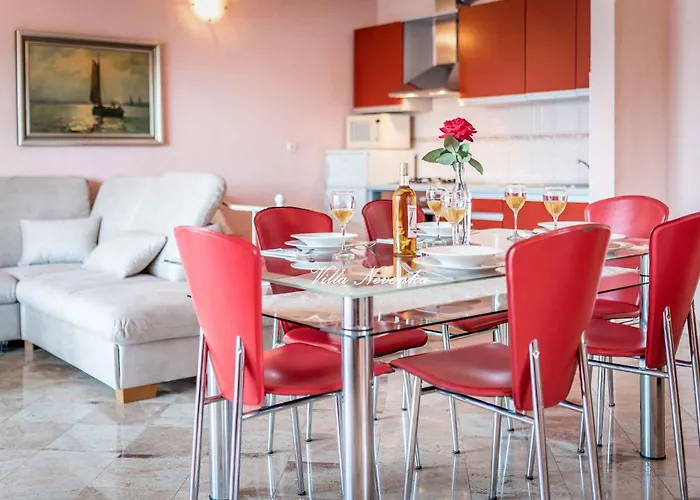 - Sibenik Riviera 7182 Lejlighed Rogoznica (Sibenik-Knin)